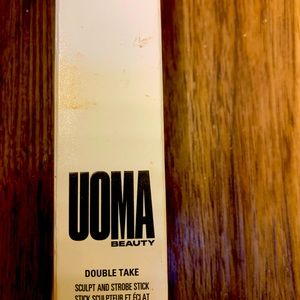 Uoma Beauty for olive tones. Highlighter and contour